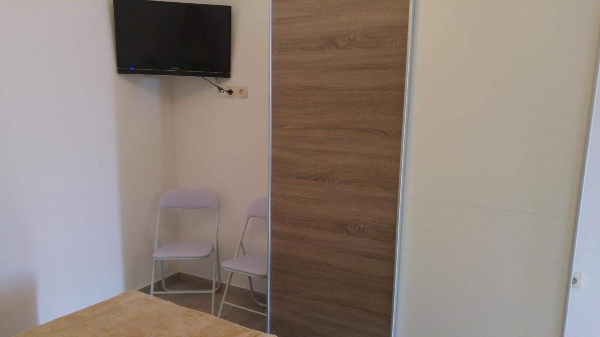 Apartments And Room Suza Senj  Bagian luar foto