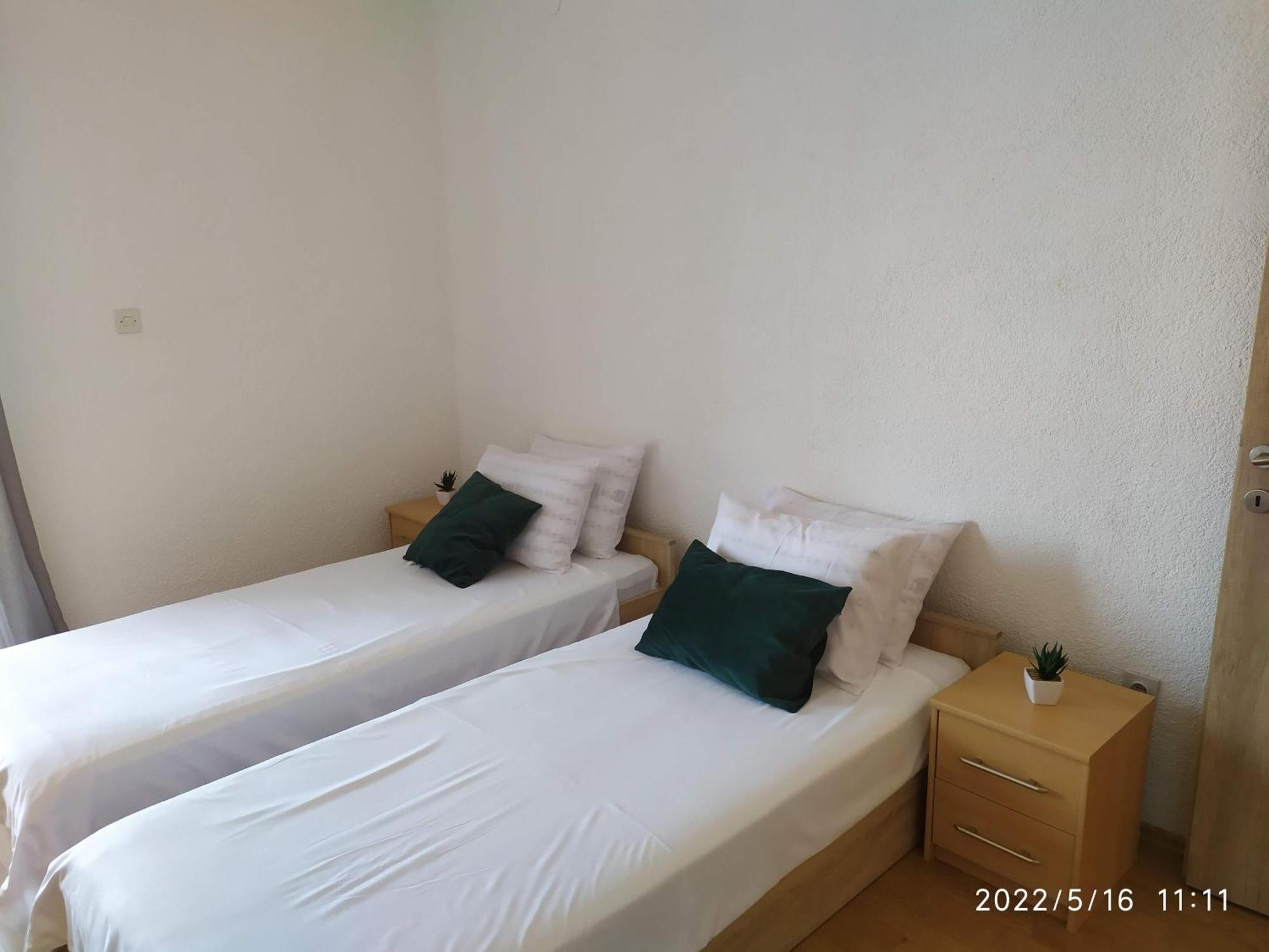 Apartments And Room Suza Senj  Bagian luar foto